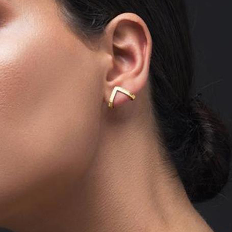 Minimal Stud Earrings - Oneposh